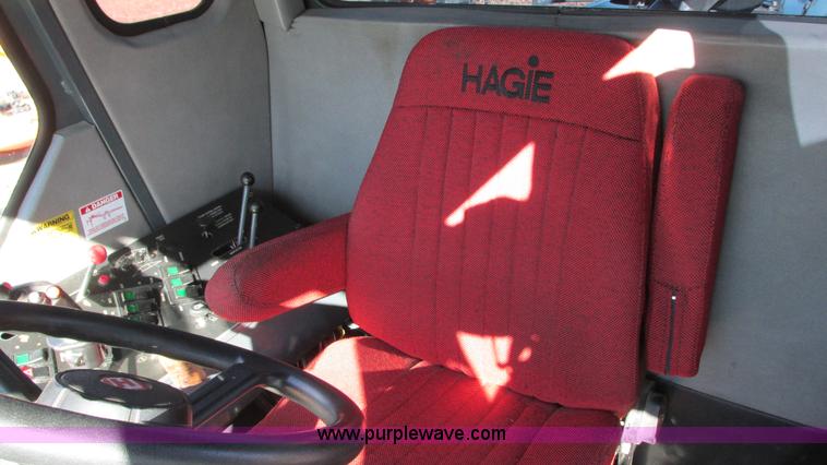 image for item G9083 2010 Hagie DTS-8 self-propelled sprayer with trailer