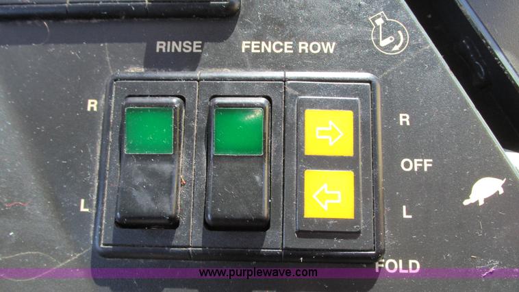 image for item G9083 2010 Hagie DTS-8 self-propelled sprayer with trailer