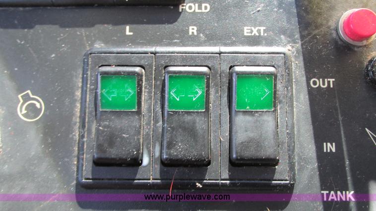 image for item G9083 2010 Hagie DTS-8 self-propelled sprayer with trailer