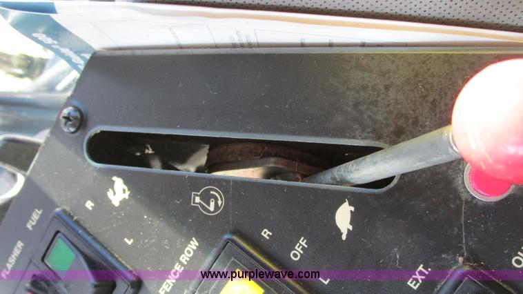 image for item G9083 2010 Hagie DTS-8 self-propelled sprayer with trailer