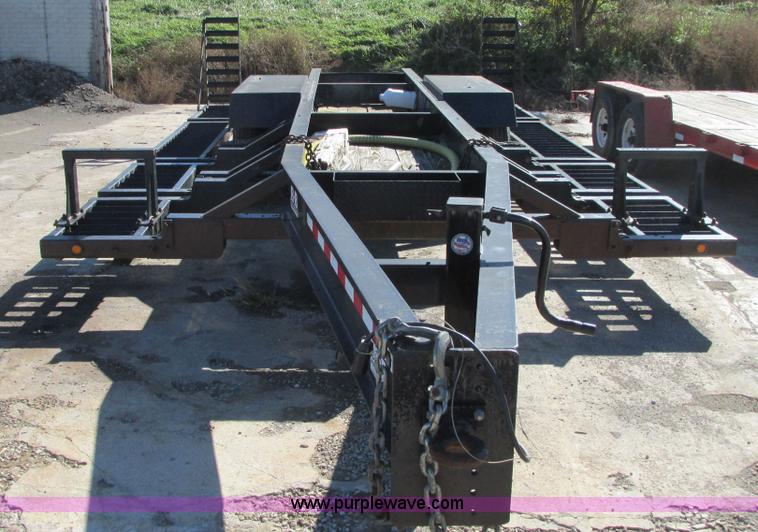 image for item G9083 2010 Hagie DTS-8 self-propelled sprayer with trailer