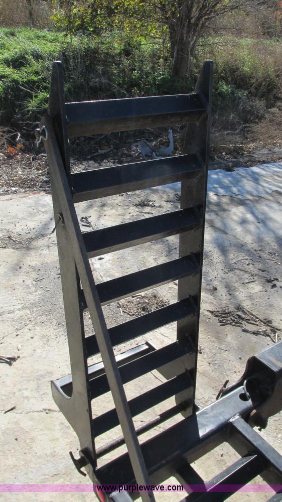 image for item G9083 2010 Hagie DTS-8 self-propelled sprayer with trailer