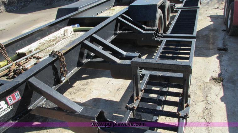 image for item G9083 2010 Hagie DTS-8 self-propelled sprayer with trailer