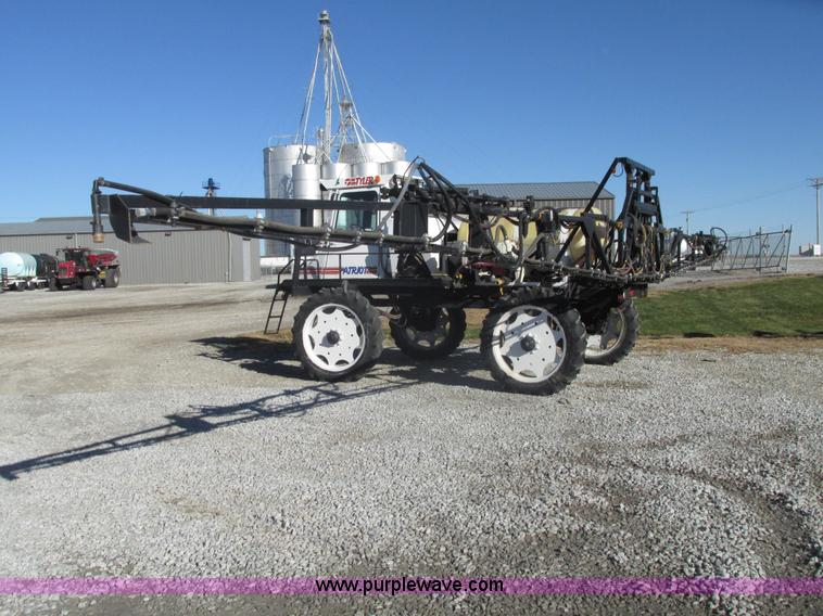 image for item G9900 1992 Tyler Patriot self-propelled sprayer