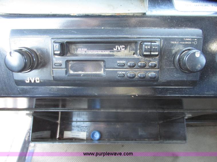 image for item G9900 1992 Tyler Patriot self-propelled sprayer