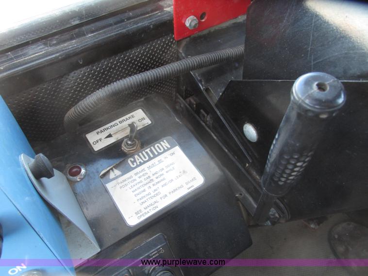 image for item G9900 1992 Tyler Patriot self-propelled sprayer