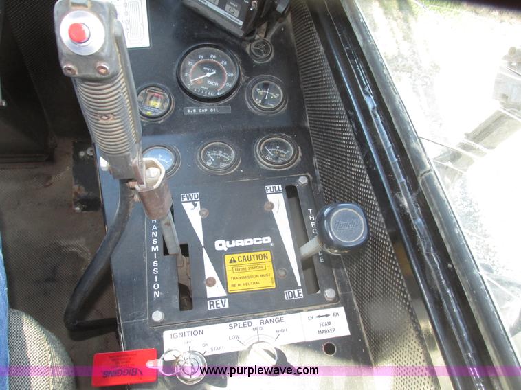 image for item G9900 1992 Tyler Patriot self-propelled sprayer