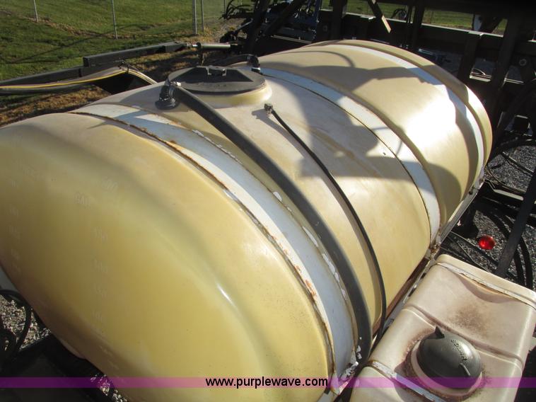 image for item G9900 1992 Tyler Patriot self-propelled sprayer