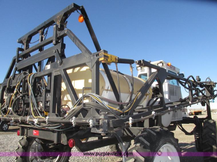 image for item G9900 1992 Tyler Patriot self-propelled sprayer
