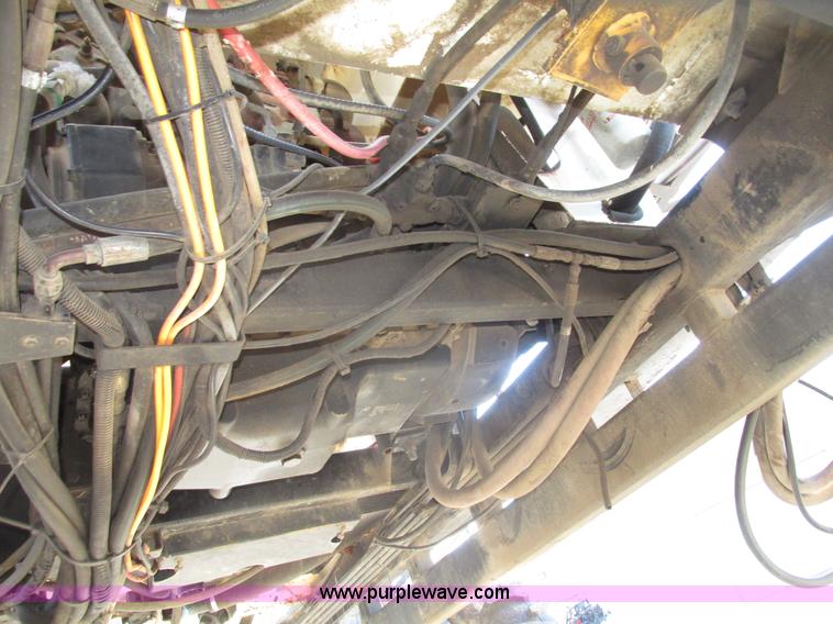 image for item G9900 1992 Tyler Patriot self-propelled sprayer