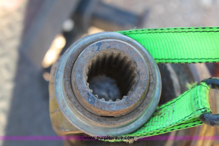 image for item H1690 1992 Vermeer 605 Super J round baler