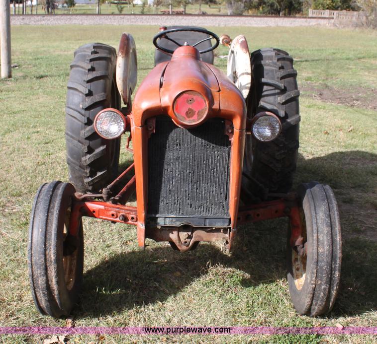 image for item H2050 Ford 601 Workmaster tractor