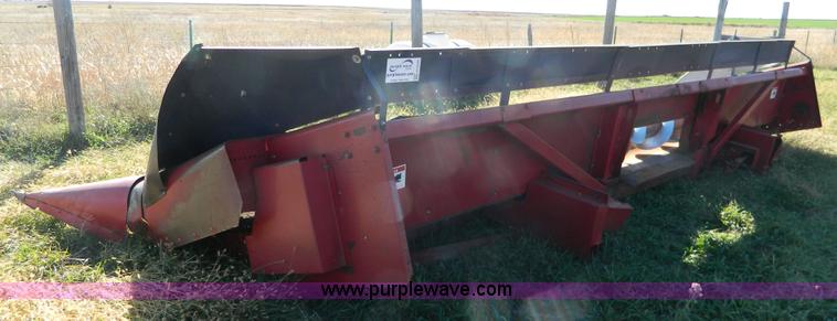 image for item H2348 1990 Case 1083 corn head