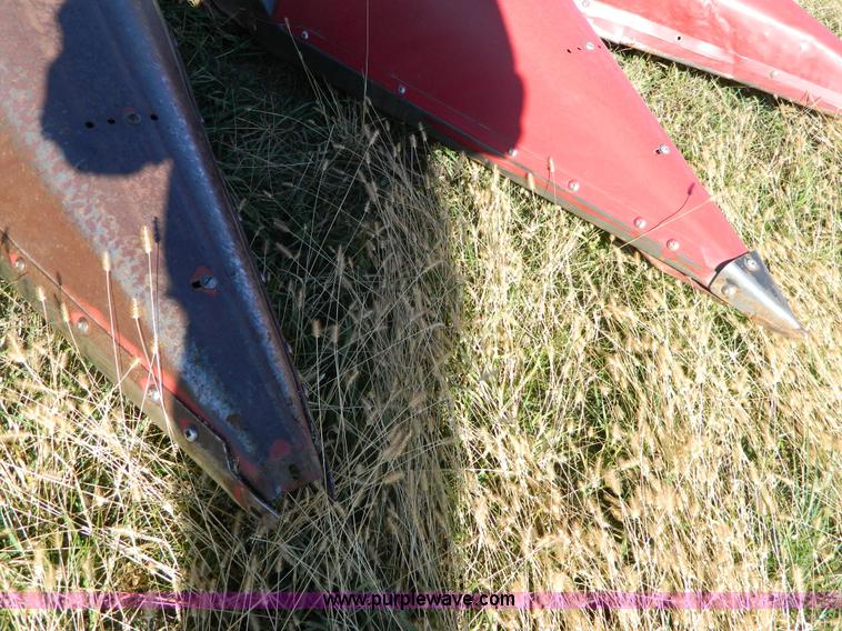image for item H2348 1990 Case 1083 corn head