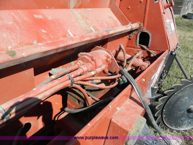 image for item H2356 Hesston 565A round baler