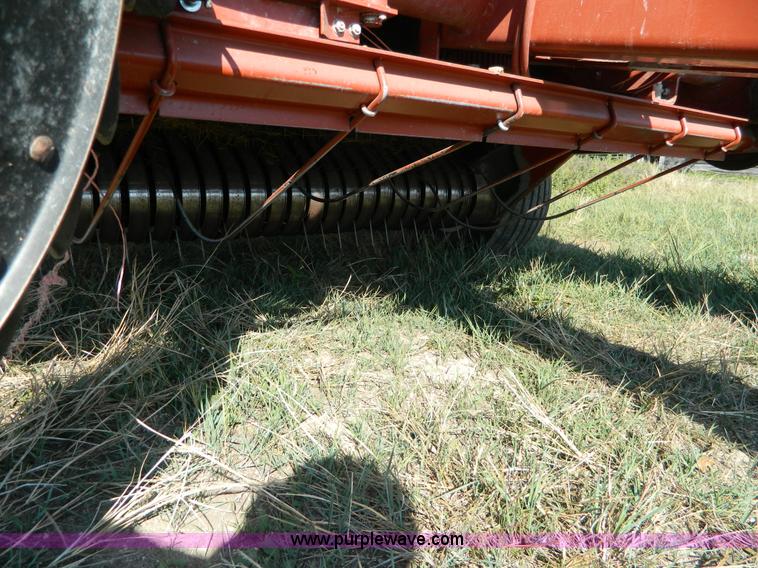 image for item H2356 Hesston 565A round baler
