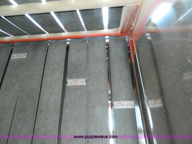 image for item H2356 Hesston 565A round baler