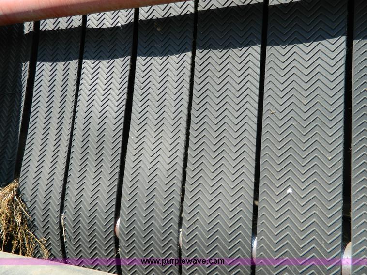 image for item H2356 Hesston 565A round baler