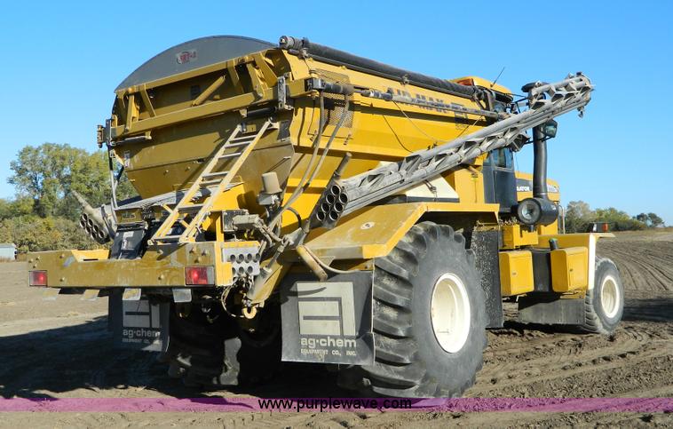 image for item H2367 2001 Ag-Chem 8104 Air Max self-propelled applicator