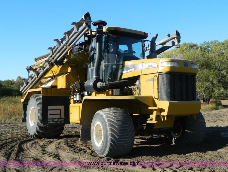 image for item H2367 2001 Ag-Chem 8104 Air Max self-propelled applicator
