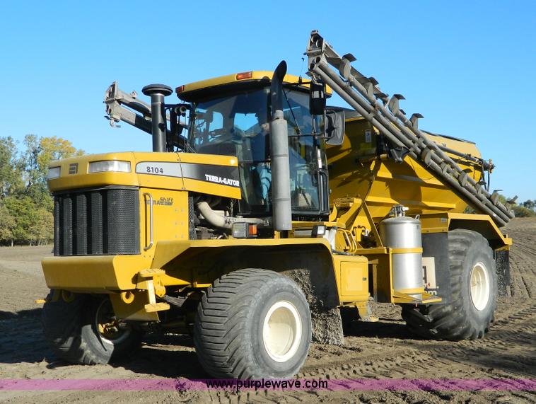 image for item H2367 2001 Ag-Chem 8104 Air Max self-propelled applicator