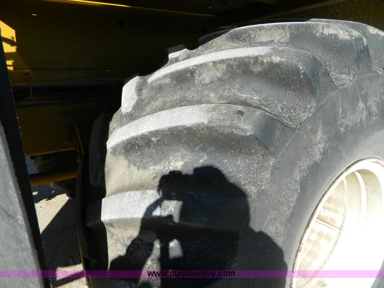 image for item H2367 2001 Ag-Chem 8104 Air Max self-propelled applicator