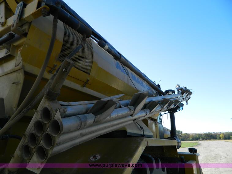 image for item H2367 2001 Ag-Chem 8104 Air Max self-propelled applicator