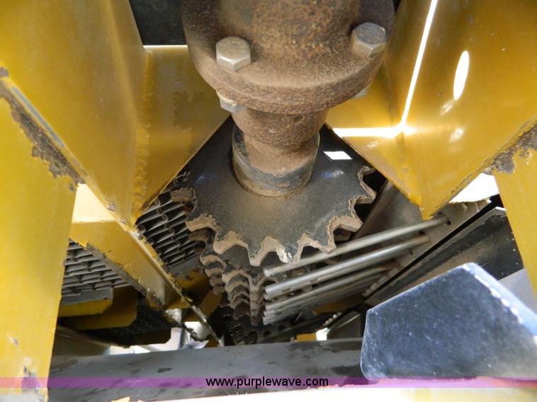 image for item H2367 2001 Ag-Chem 8104 Air Max self-propelled applicator