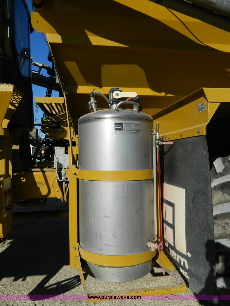 image for item H2367 2001 Ag-Chem 8104 Air Max self-propelled applicator