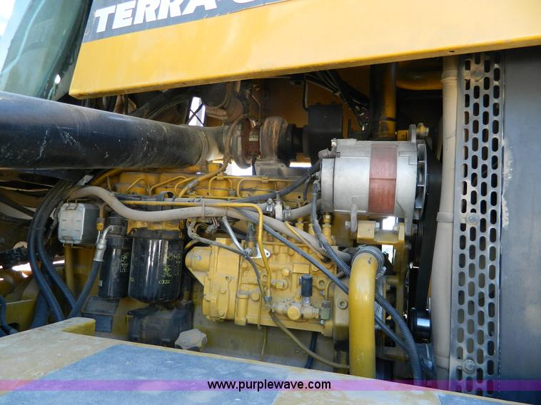 image for item H2367 2001 Ag-Chem 8104 Air Max self-propelled applicator