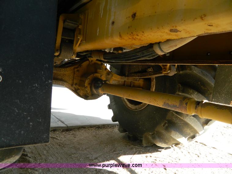 image for item H2367 2001 Ag-Chem 8104 Air Max self-propelled applicator