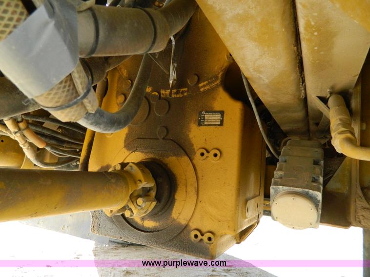 image for item H2367 2001 Ag-Chem 8104 Air Max self-propelled applicator