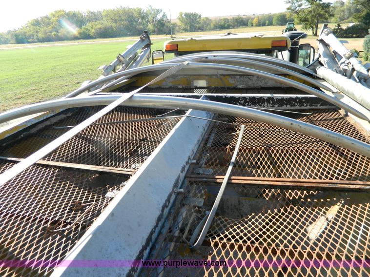 image for item H2367 2001 Ag-Chem 8104 Air Max self-propelled applicator