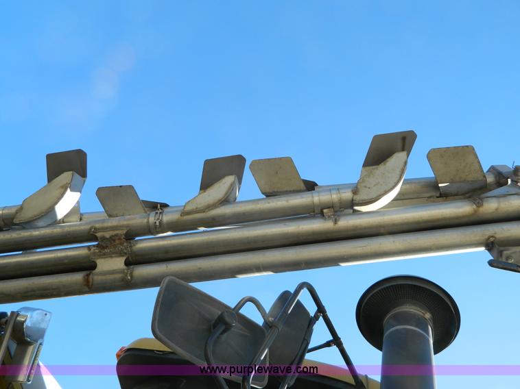 image for item H2367 2001 Ag-Chem 8104 Air Max self-propelled applicator