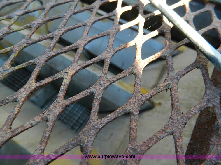 image for item H2367 2001 Ag-Chem 8104 Air Max self-propelled applicator