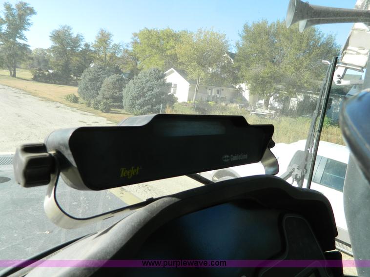 image for item H2367 2001 Ag-Chem 8104 Air Max self-propelled applicator