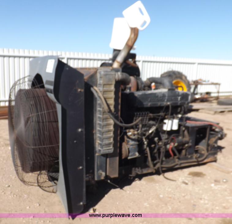 image for item H9014 Allis Chalmers six cylinder turbo diesel engine