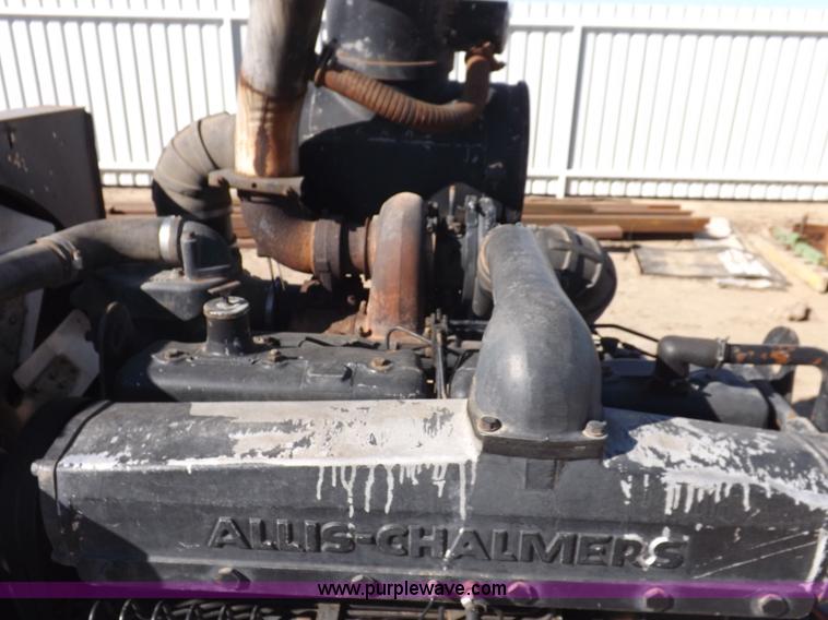 image for item H9014 Allis Chalmers six cylinder turbo diesel engine