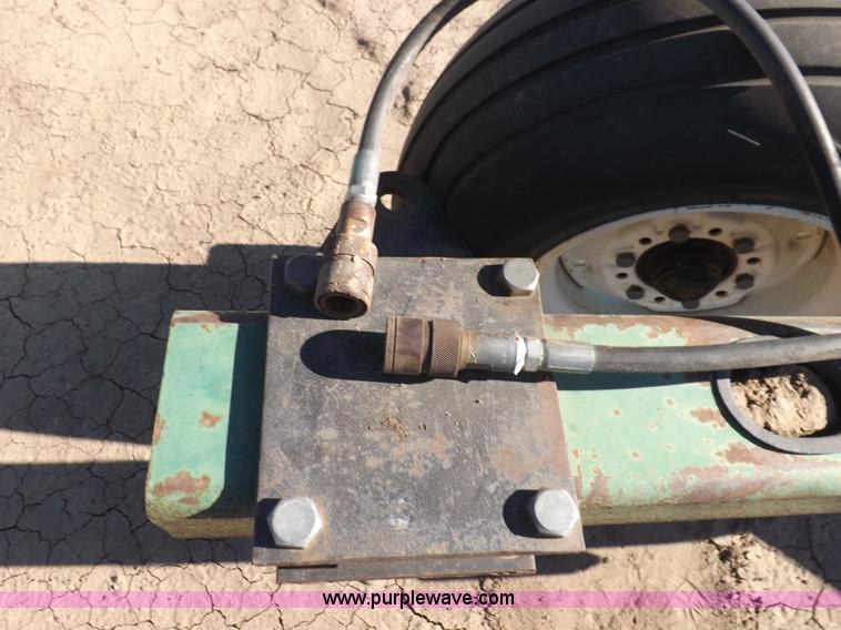 image for item H9019 Baker 2200 hitch