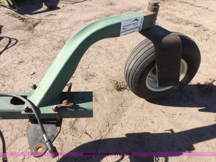 image for item H9019 Baker 2200 hitch