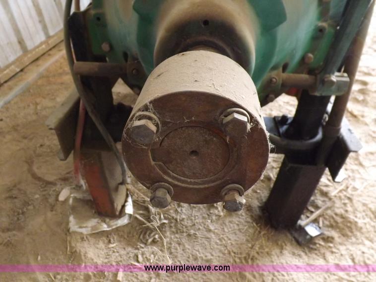 image for item H9025 John Deere 6068 6.8L six cylinder turbo diesel engine