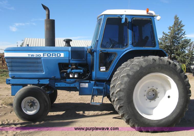 image for item H9373 1979 Ford TW30 tractor
