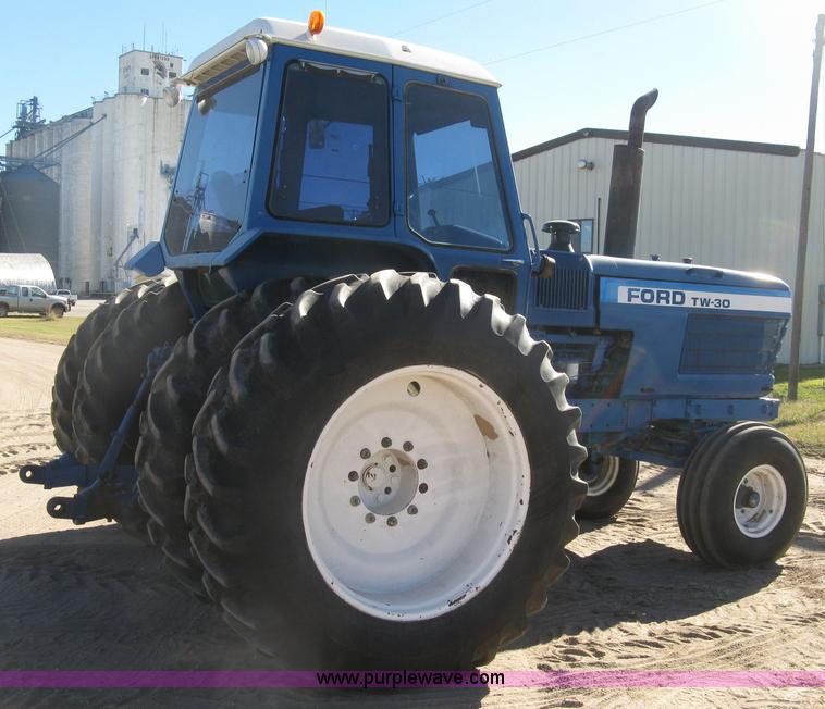 image for item H9373 1979 Ford TW30 tractor