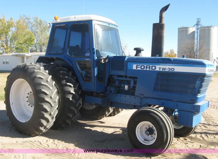 image for item H9373 1979 Ford TW30 tractor