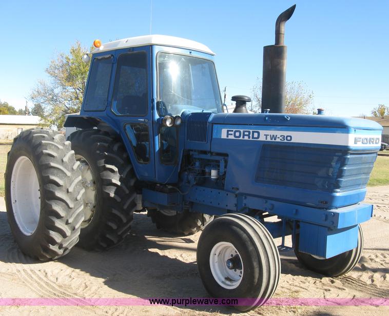 image for item H9373 1979 Ford TW30 tractor