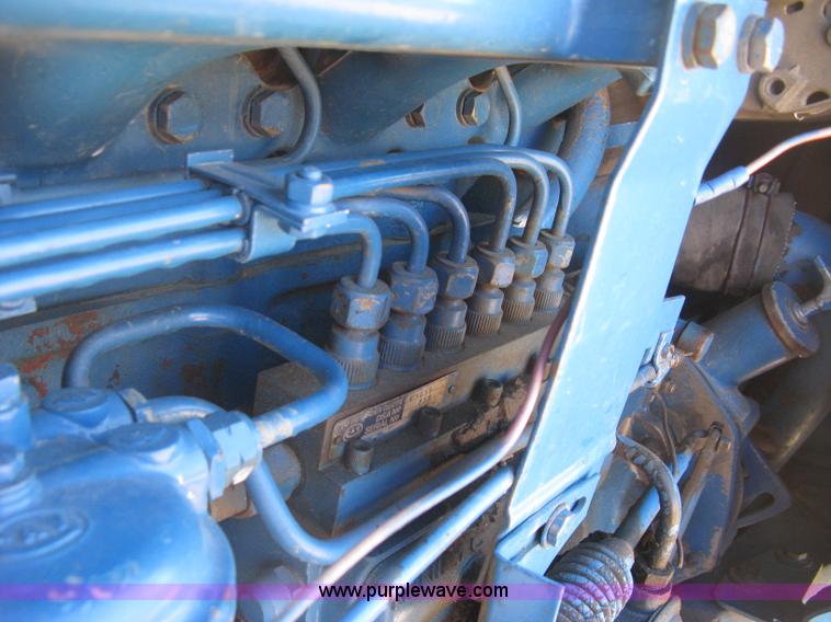 image for item H9373 1979 Ford TW30 tractor