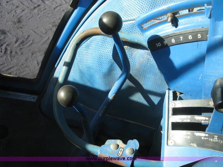 image for item H9373 1979 Ford TW30 tractor