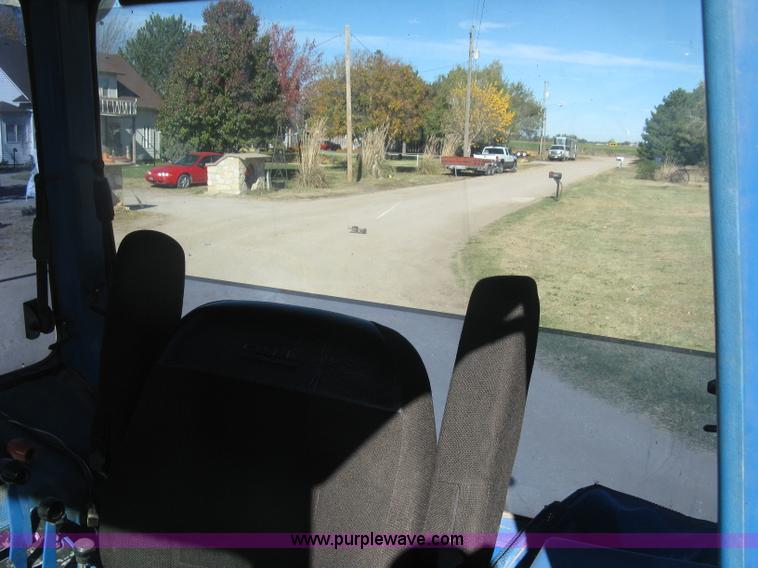 image for item H9373 1979 Ford TW30 tractor