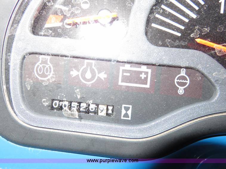 image for item I5921 2001 New Holland TC35 MFWD tractor