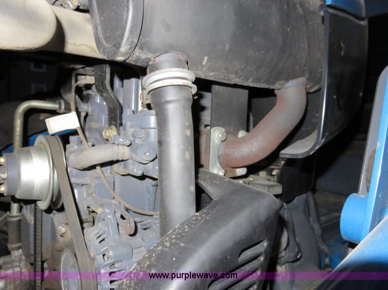 image for item I5921 2001 New Holland TC35 MFWD tractor